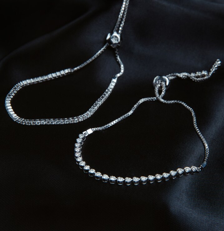 Noor tennis bracelet